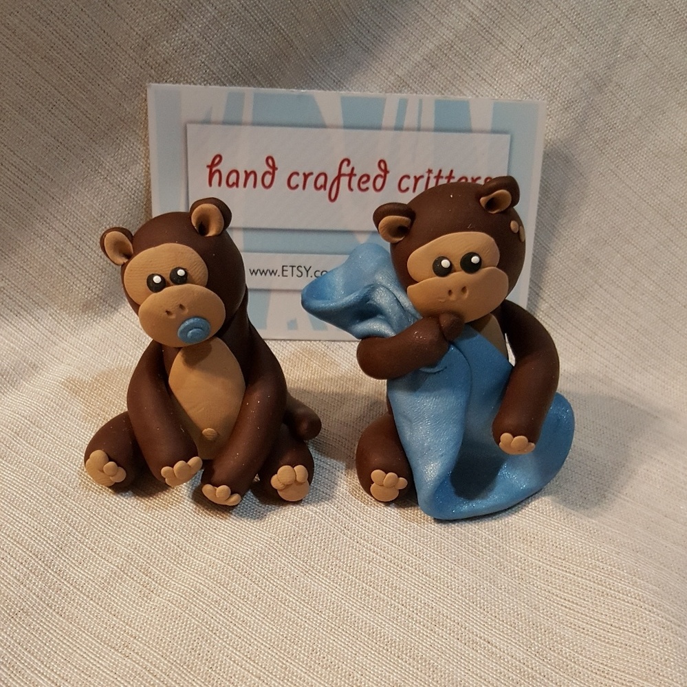 Baby shower monkeys, handmade clay baby decor - Picture 3 of 4
